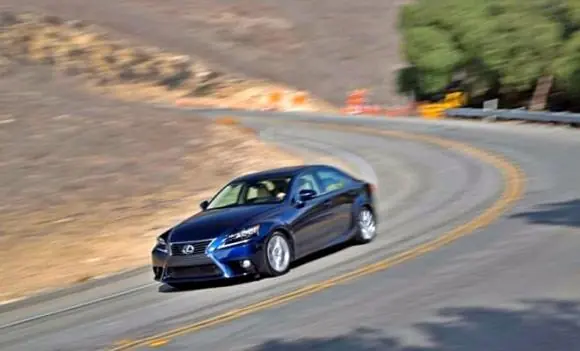 Should You Use Brakes or Gears When Driving Downhill?